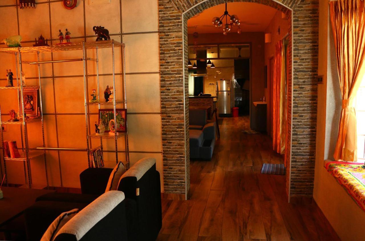 הוילה פונדיצ'רי Penthouse 2Bhk With Bathtub And Terrace מראה חיצוני תמונה